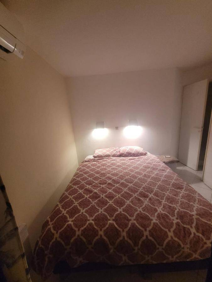 Maison d’hôte pour 2 personnes, avec vue et piscine ainsi que jardin et balcon à Cannes - 2