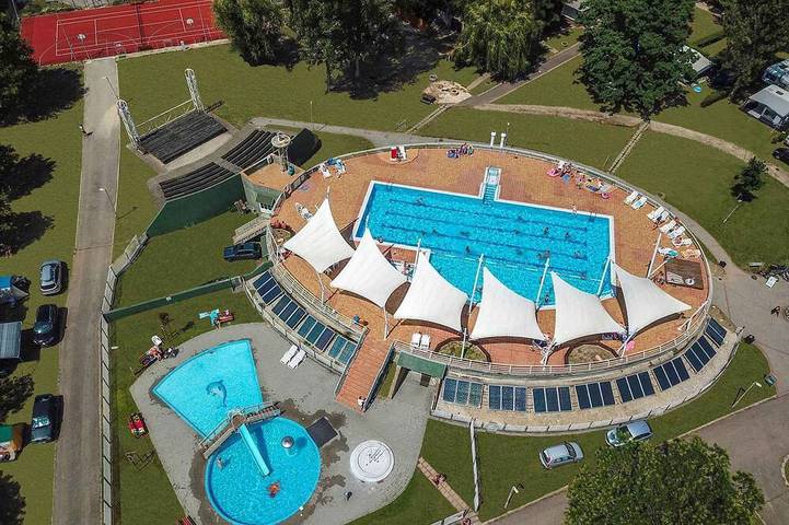 Camping für 5 Personen, mit Garten und Pool in Balatonfüred