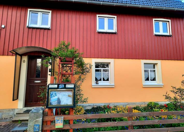 Ferienwohnung für 4 Personen, mit Terrasse und Ausblick in Sebnitz