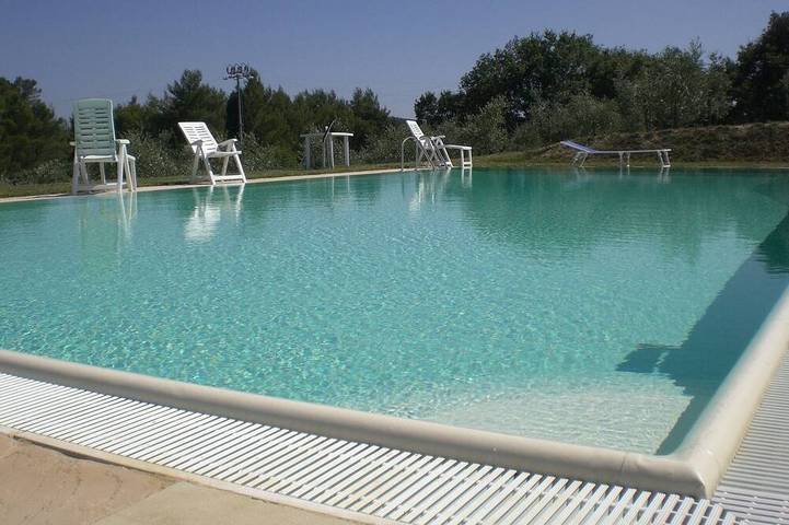Agriturismo per 4 persone, con giardino e piscina - 1