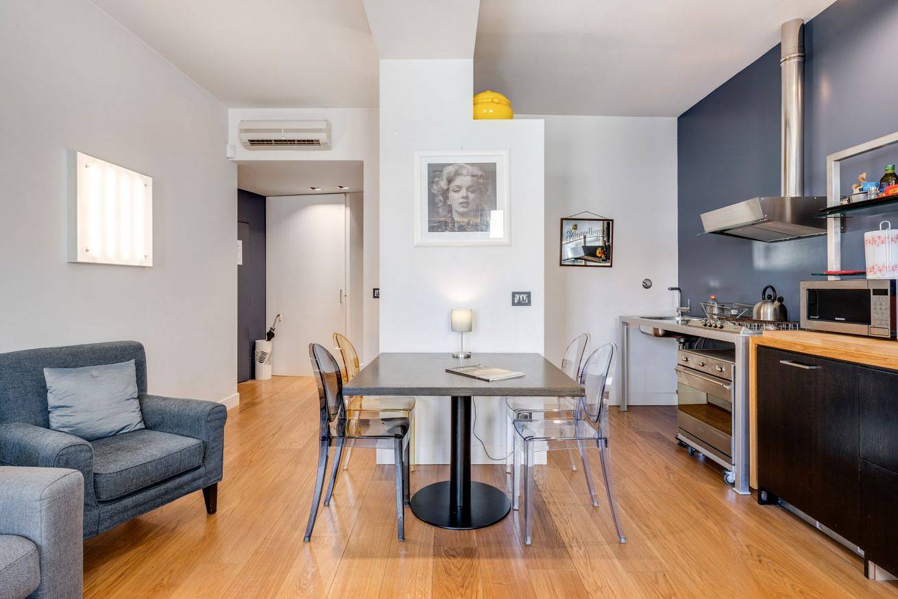 Apartamento entero, Piazza Santa Croce Design Apartment with Balcony in Florencia centro, Florencia