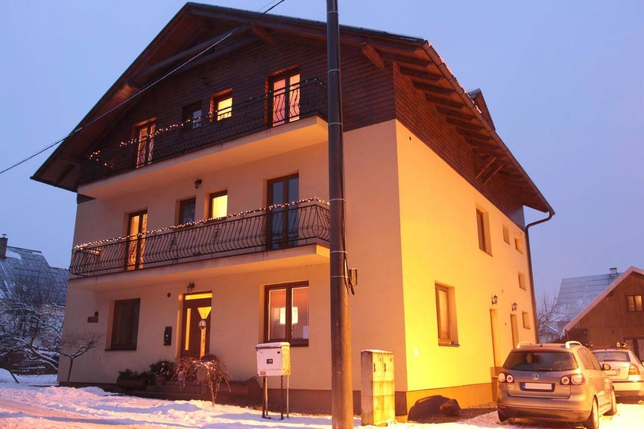 Two-Bedroom Apartment in Oščadnica, Eslovaquia Central