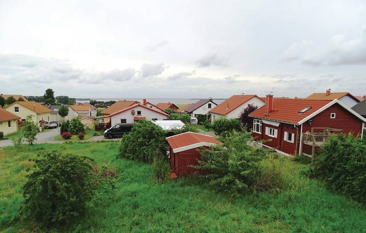 Ganze Ferienwohnung, Modernes Apartment mit Parkplatz, WiFi & Strand in der Nähe in Boiensdorf, Neuburg