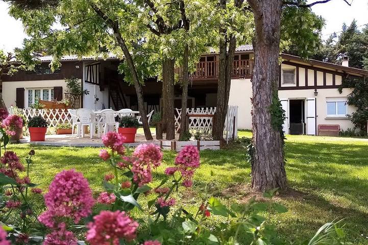 Gîte pour 6 personnes, avec Jardin dans Duffort