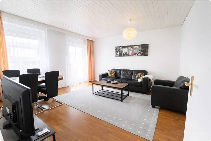 Ganze Wohnung, Ferienwohnung 'Dream Home' mit Balkon und Wlan in Friedrichshafen, Region Bodensee-Oberschwaben