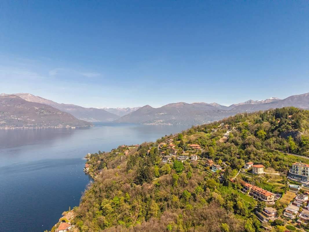 Ganze Wohnung, Ferienwohnung für 8 Personen mit Garten in Bedero Valtravaglia, Brezzo di Bedero