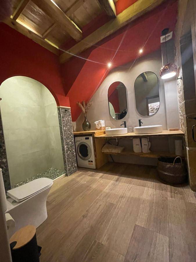 Appartement entier, Apartment - Ground Floor in Région d'Iraklio-Héraklion
