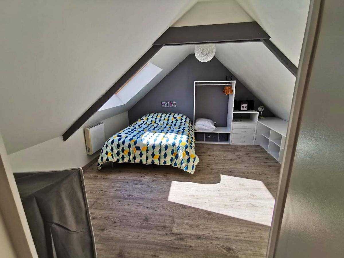 Maison charmante a Quettehou avec grand jardin et terrasse in Quettehou, Région de Cherbourg