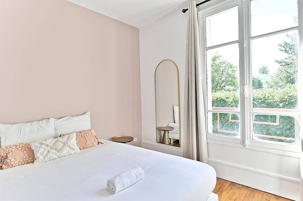 Apartamento entero, Bright apartment - Puteaux in Puteaux, Altos del Sena