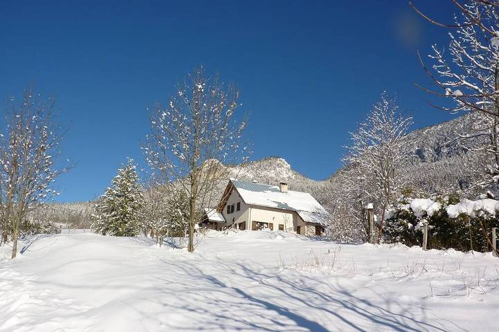 Location de vacances pour 8 personnes, avec terrasse à Saint-Nizier-du-Moucherotte