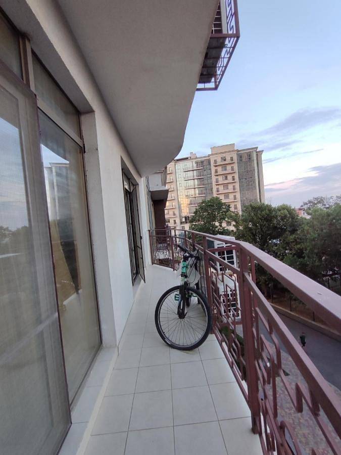 Apartamento entero, Apartment with Terrace in Odesa, Óblast de Odesa