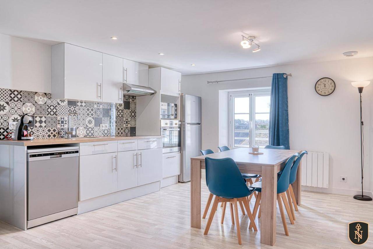 Appartement entier, Apartment in Douvres-la-Délivrande, Région de Caen