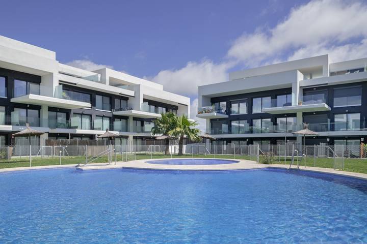 Appartamento per 6 persone, con Giardino e Piscina per bambini a Zahara de los Atunes