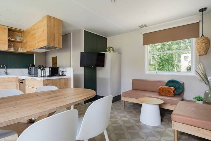 Camping für 6 Personen, mit Terrasse und Balkon/Terrasse in Drenthe - 2