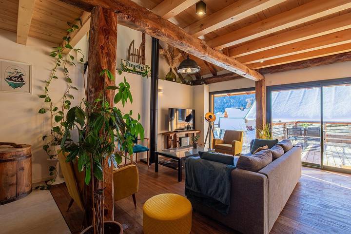 Gîte pour 12 personnes, avec balcon/terrasse et terrasse à Montricher-Albanne - 3