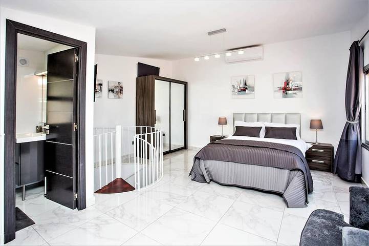 Luxury Villa with private pool  just metres from the beach in Elviria, Marbella in Don Carlos Elviria, Marbella