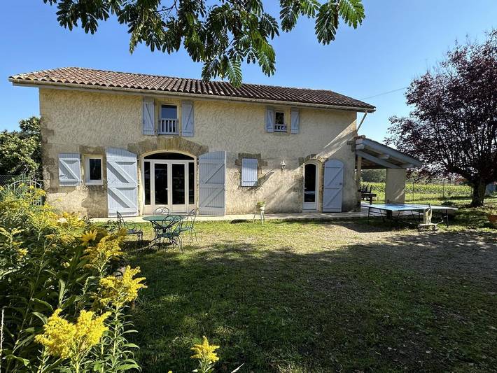 Gîte pour 6 personnes, avec jardin et terrasse dans les Landes
