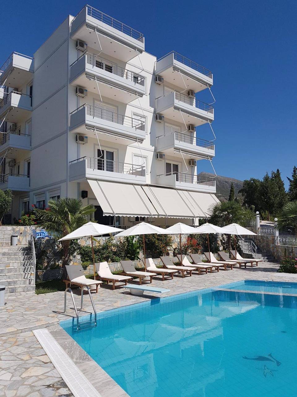 Perivolos Apartments in Dhërmi, Himarë