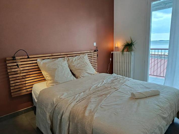 Hôtel pour 2 personnes, avec vue ainsi que vue sur le lac et balcon dans Plage Moutchic