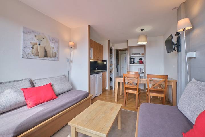 Ganze Wohnung, Ferienwohnung "Duplex" mit Bergblick und Gemeinschaftspool in Huez, Nationalpark Écrins