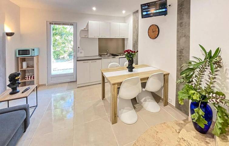 Gîte pour 5 personnes, avec jacuzzi dans Plage Camp Long - 3