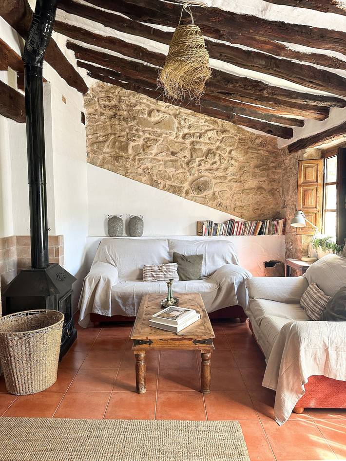 Casa rural 'Casa Pepita' con vistas a la montaña, jardín privado y Wi-Fi in Alpuente, Provincia de Valencia