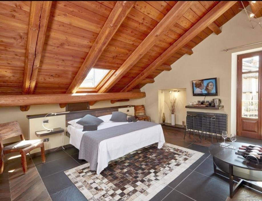 Casa Svizzera Agriturismo in Barolo, Langhe