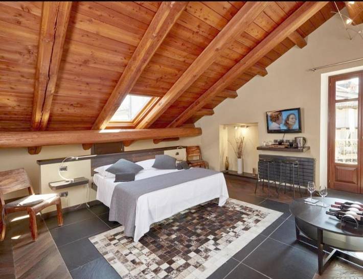 Location de vacances pour 4 personnes, avec vue ainsi que jardin et balcon à Barolo - 3