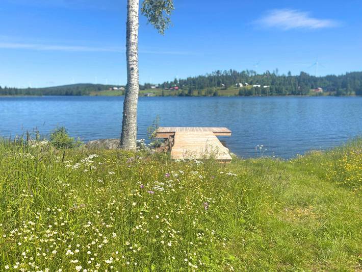 Södra Fullsjön – Modernes Ferienhaus direkt am See in Jämtland in Jämtland