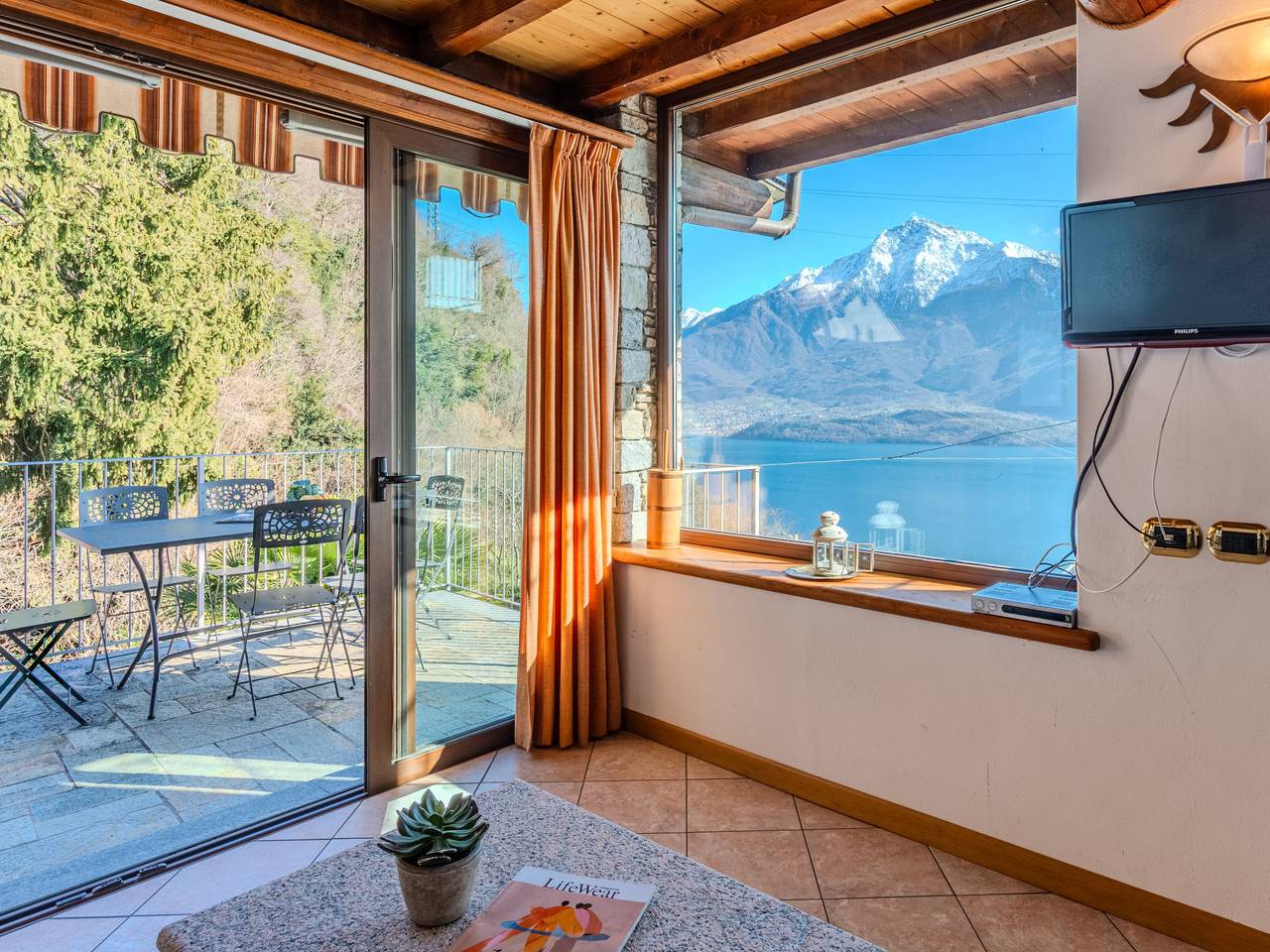 Geheel appartement, Spagnola in Gravedona ed Uniti, Comomeer