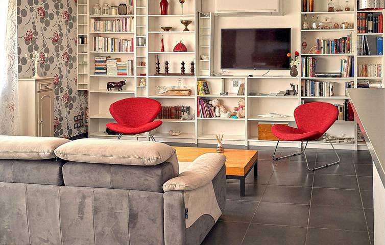 Ganze Ferienwohnung, Gemütliches 100m² Apartment mit AC, TV & WiFi, 2km zum Plage des Cabanes in Sauvian, Mittelmeerküste (Frankreich)