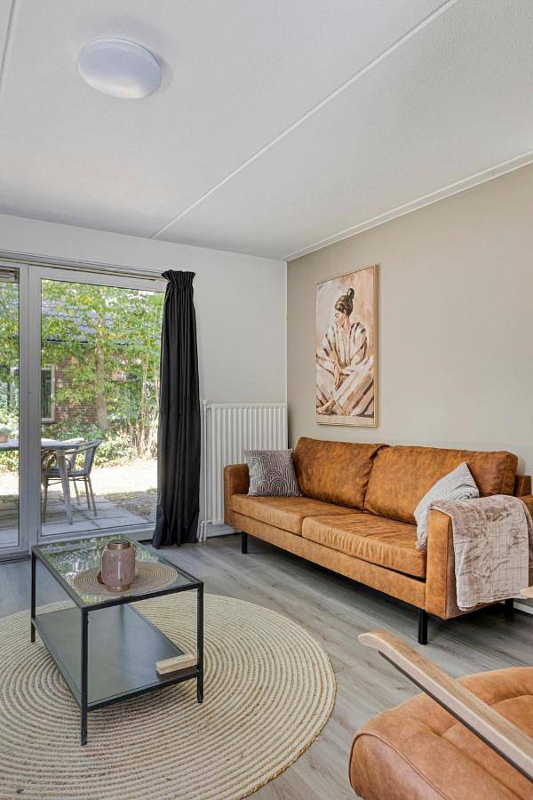 Ferienhaus für 6 Personen, mit Terrasse und Garten sowie Pool und Sauna