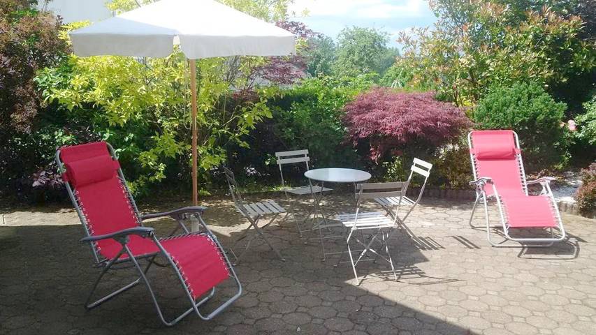 Location de vacances pour 6 personnes, avec vue et jardin, adapté aux familles à Chiny
