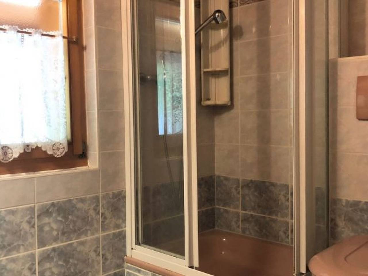 Ferienhaus für 5 Personen mit Terrasse in Anzère, Ayent