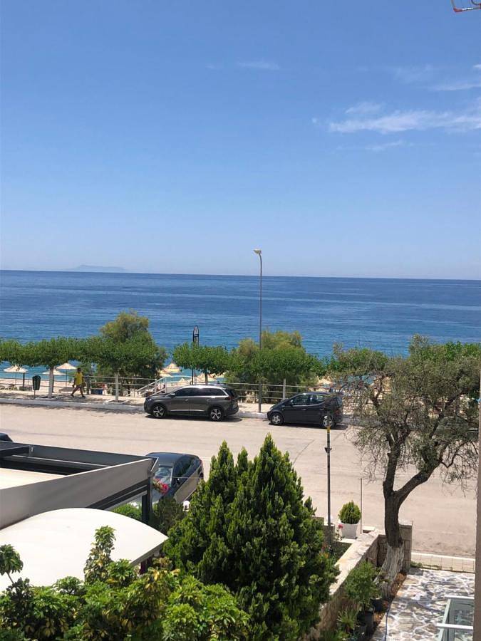 Maison d’hôte pour 4 personnes, avec terrasse et vue, animaux acceptés à Himarë - 3