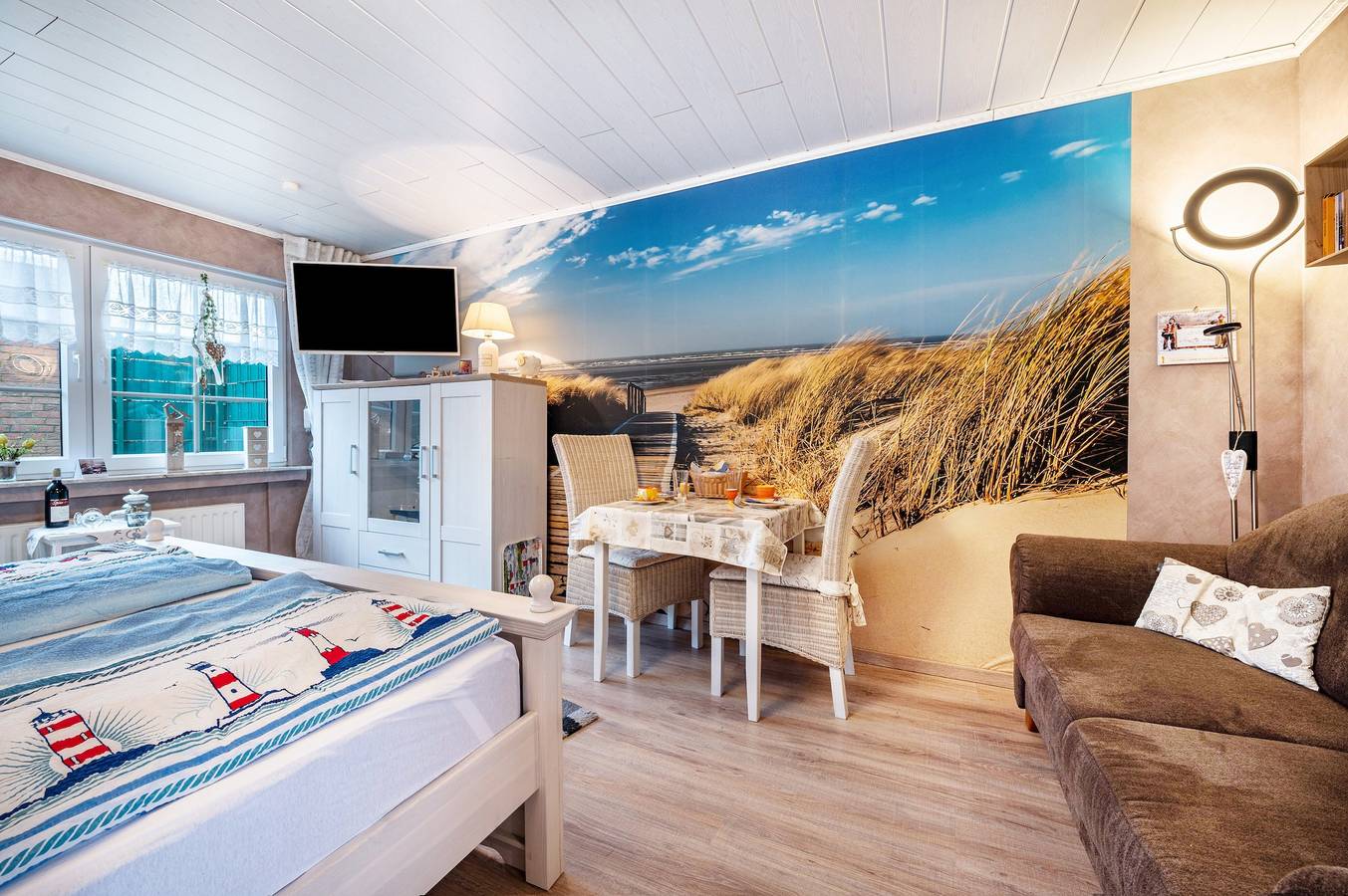 Ganze Wohnung, Ferienwohnung 'Freesenhuus' mit Privatterrasse und Wi-Fi in Schillig Strand, Wangerland