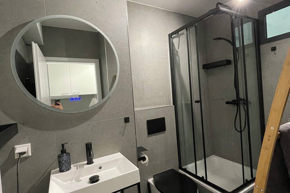 Entire apartment, Waldstadt Charme Hideaway in Karlsruhe, Rhine Plain