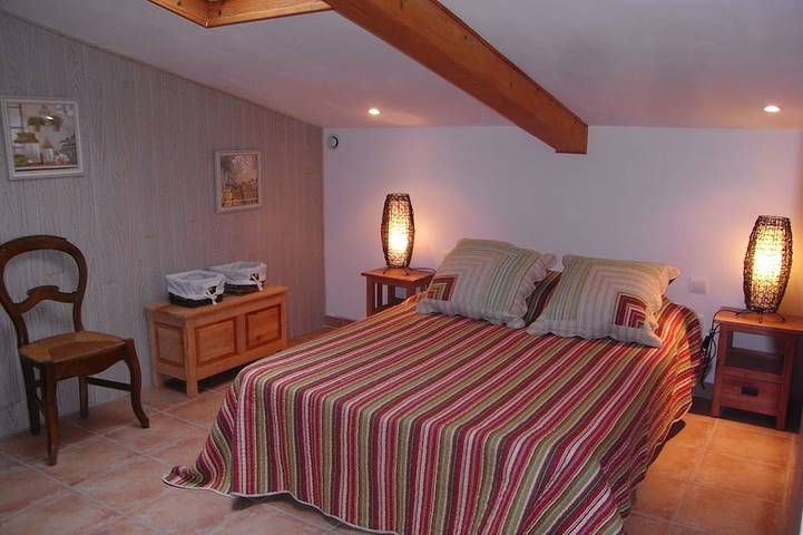 Location de vacances pour 13 personnes, avec jardin et terrasse, animaux acceptés dans Beaumontois en Périgord - 4