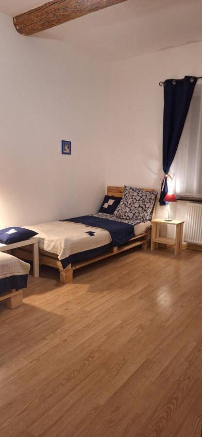Appartement entier, Charming Apartment in La Redorte in La Redorte, Région de Carcassonne