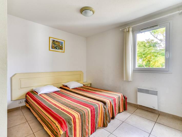 Location de vacances pour 8 personnes, avec piscine et terrasse, animaux acceptés à Homps - 4