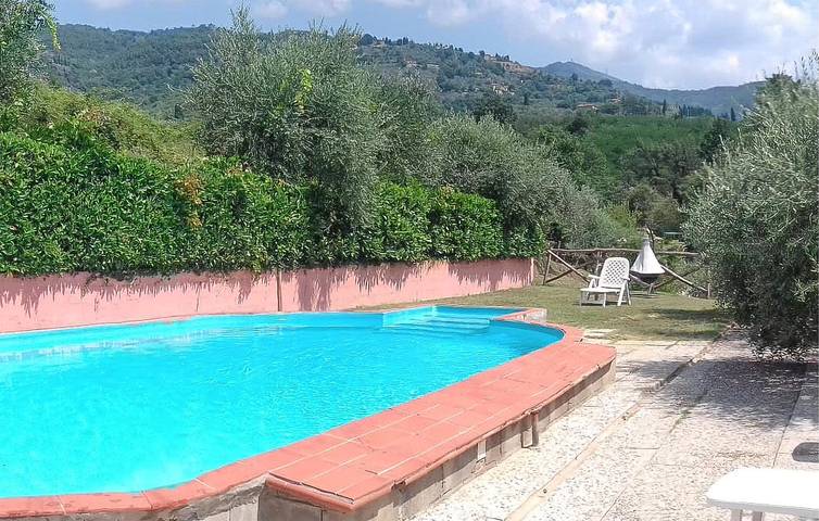 Appartement de vacances entier, 1,5km du centre ville d'Ostina - Appartement spacieux avec piscine et jardin in Reggello, Valdarno