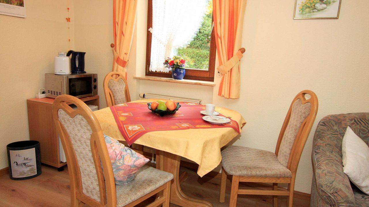 Ganze Ferienwohnung, Ferienwohnung für 2 Personen (32 m²) in Bad Bellingen in Bad Bellingen, Südschwarzwald