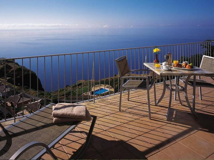 Vakantiepark voor 4 personen, with Balkon and Terras as well as Tuin and Kinderzwembad op Madeira