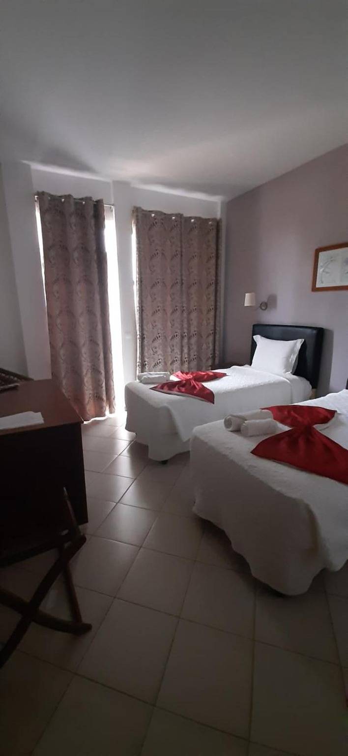 Beautiful Deluxe Double Room in the City Center - Wifi and Ac in Maio