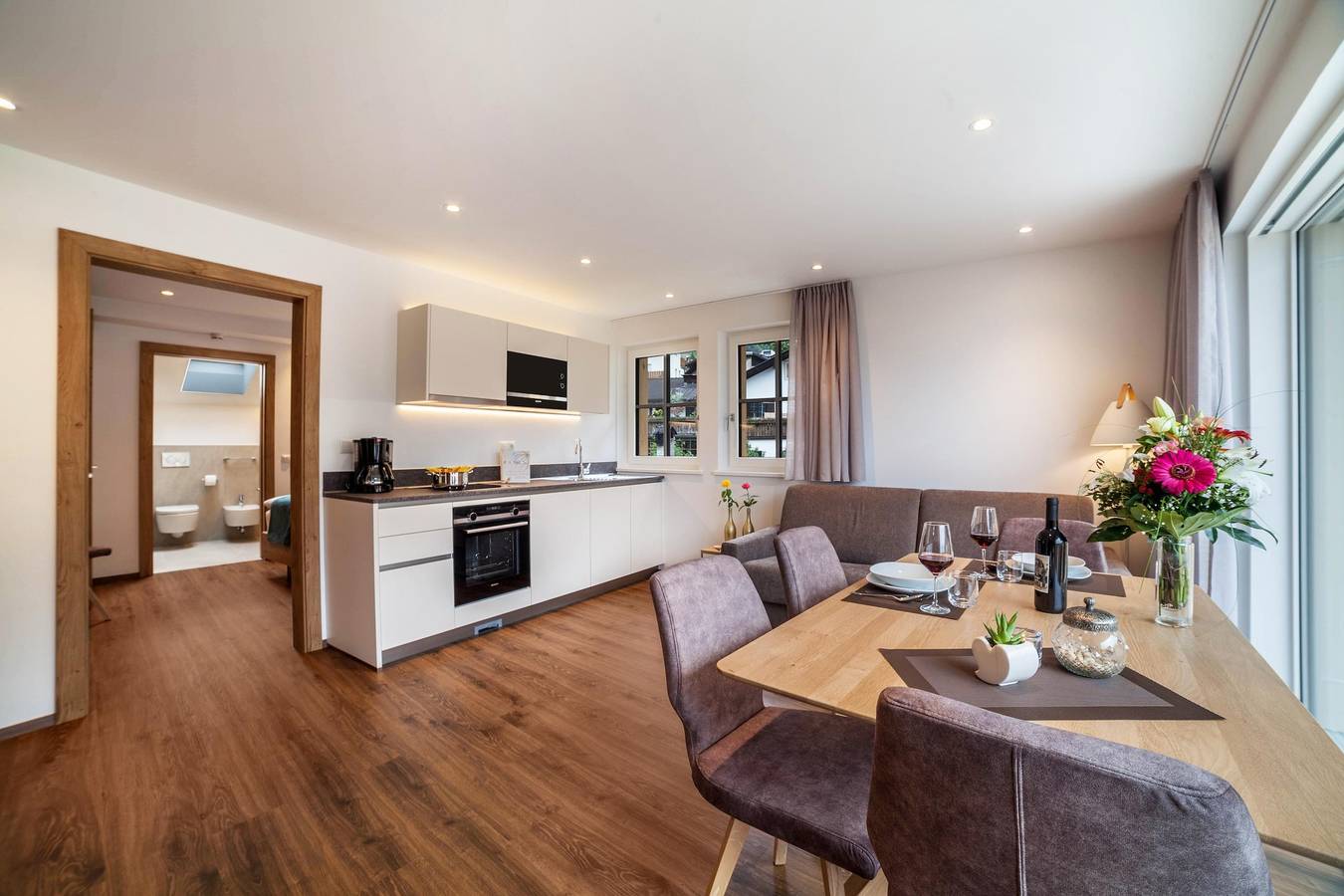 Ganze Wohnung, Ferienwohnung "Engel - Kirchturm" mit Bergblick, A/C, Wlan, Dachterrasse & Sauna in Partschins, Texelgruppe