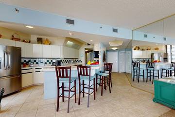 Vacation Apartment for 8 Guests in Miramar Beach, Emerald Coast, Picture 4