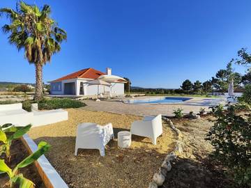 Casa De Vacaciones para 10 Personas en Quinta do Anjo, Halbinsel von Setúbal, Foto 2