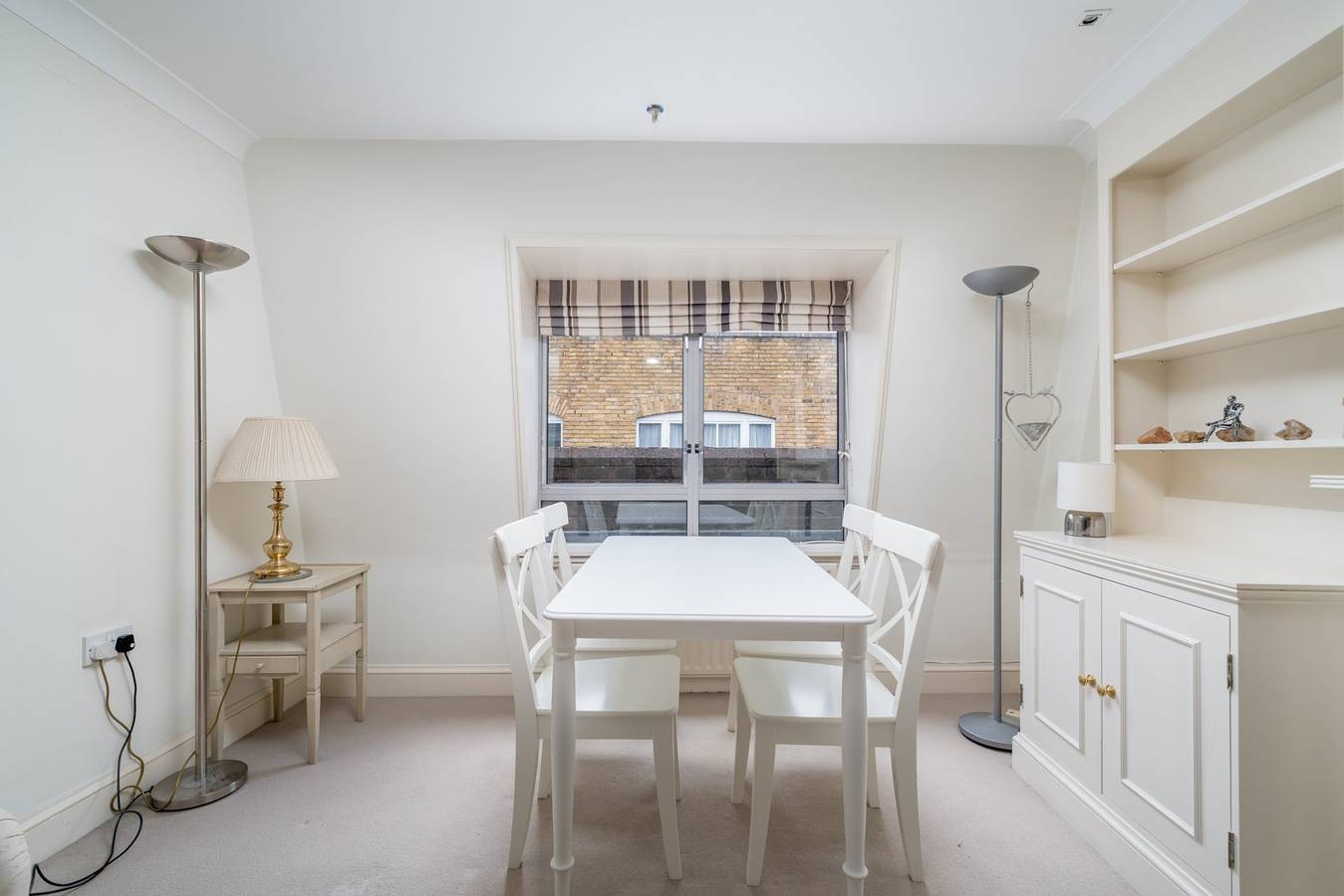 Entire apartment, Bright Two-Bed Flat in Covent Garden in Covent Garden, London
