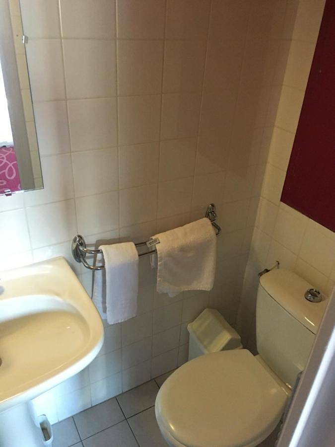 Hôtel pour 2 personnes, avec vue, animaux acceptés à Janzé - 2