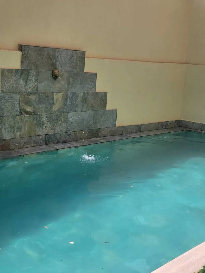 Villa für 6 Personen, mit Terrasse und Pool - 1